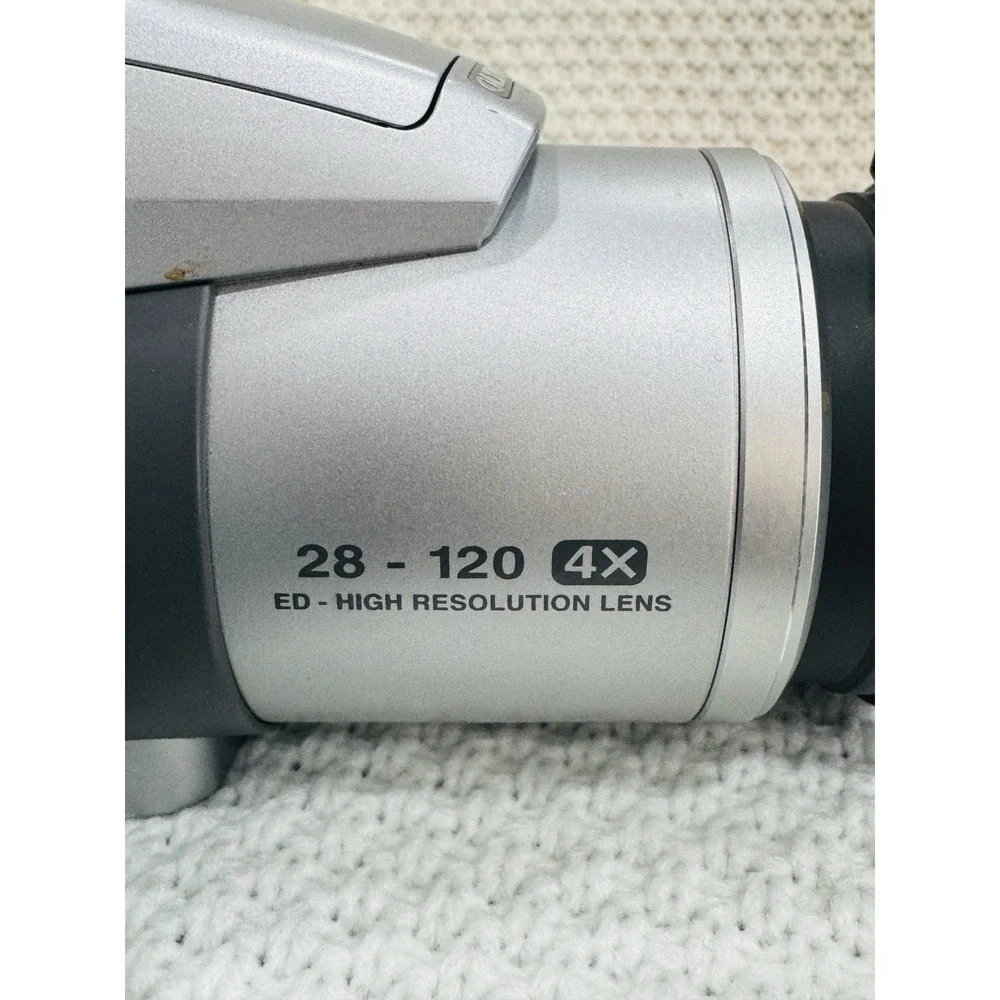 Olympus IS-50 35mm Film Camera 28-120mm 4X ED Lens Tested Working No Film